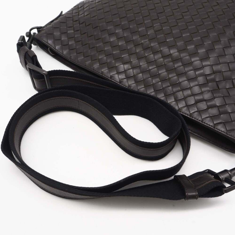 BOTTEGA VENETA Brown Leather Intrecciato Shoulder Bag - Picture 10 of 16